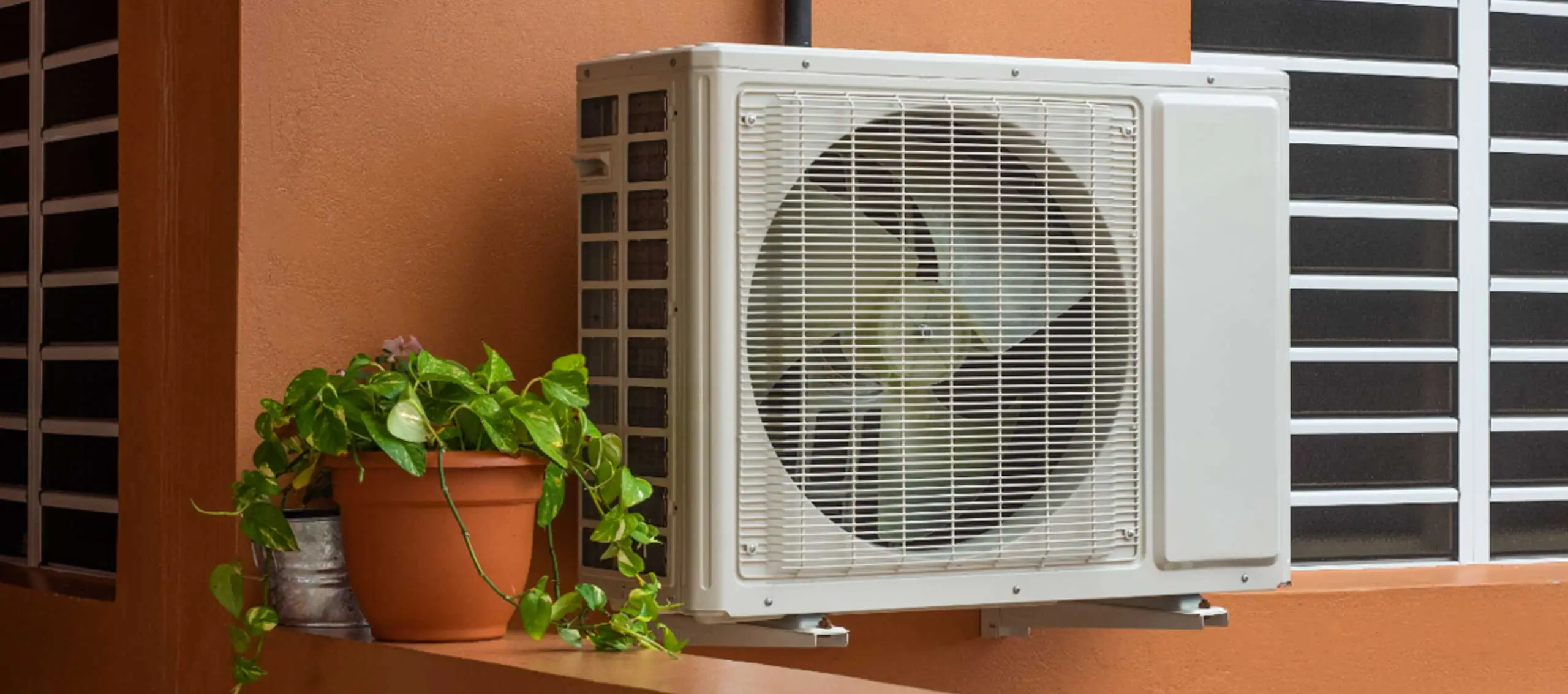 How Heat Pumps Work in Summer: A Guide for Contractors and Homeowners